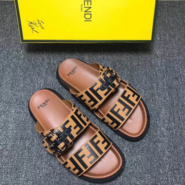 Fendi multicolor deals leather slides